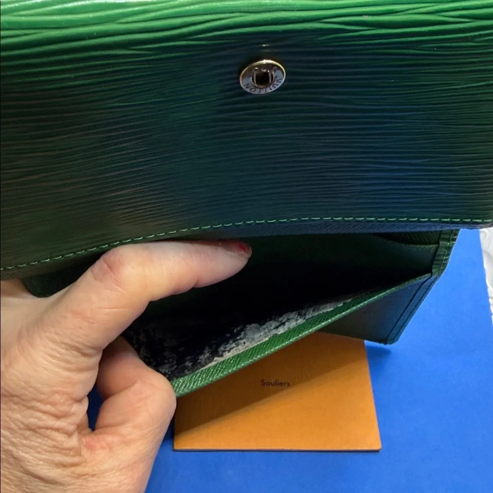Louis Vuitton Emerald‎ Green Clutch wallet